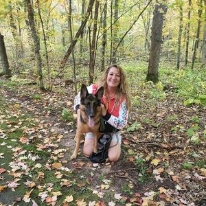 Meet your Posher, Sharon